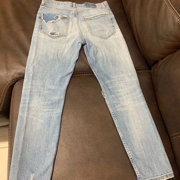 ZARA Ripped Jeans - Picture 4 of 5